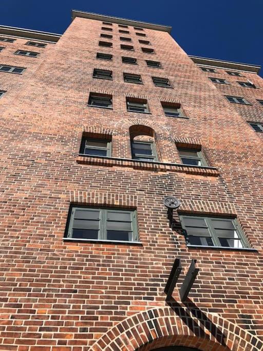 Ohlerich Speicher - Schlafen Im Hafen Wißmar Exterior foto