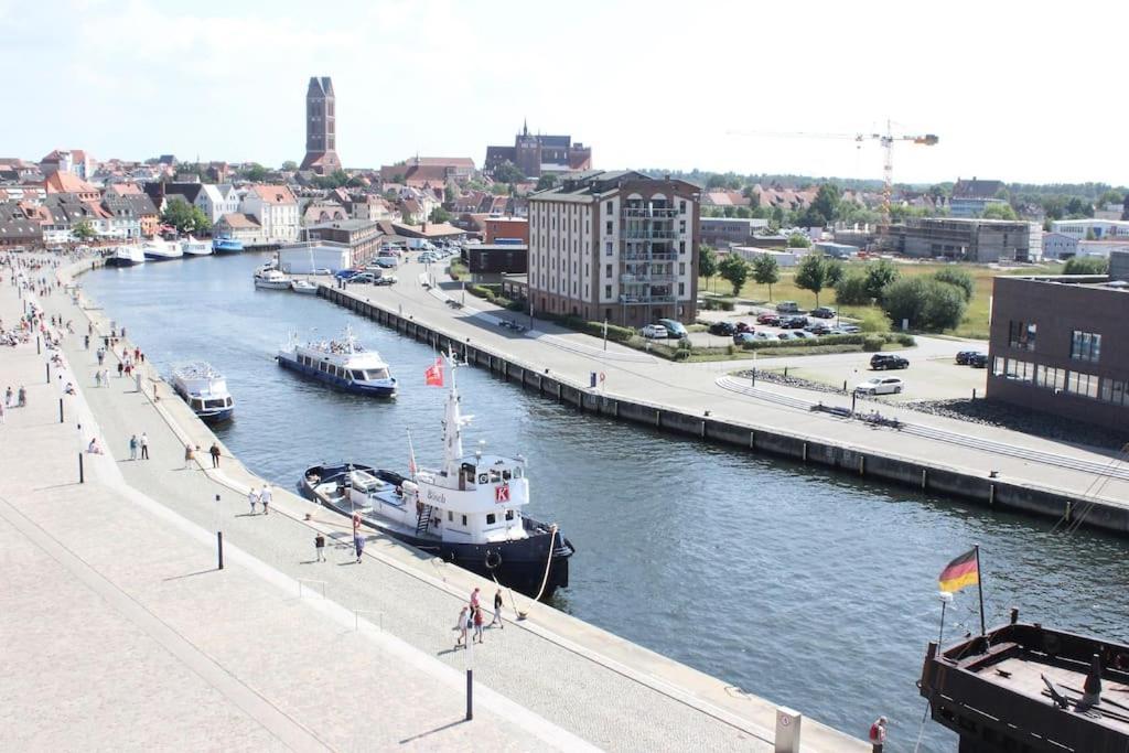 Ohlerich Speicher - Schlafen Im Hafen Wißmar Exterior foto